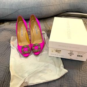 Extremely RARE manolo blahnik Hangisi pink heels 110mmWorn once. 100% authentic